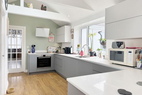undefined, Lyndale Road, Newton Abbot TQ12