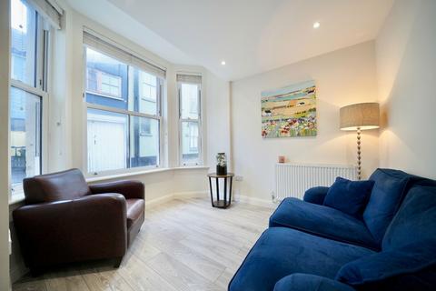 undefined, Surrey Street, Surrey House, NR27