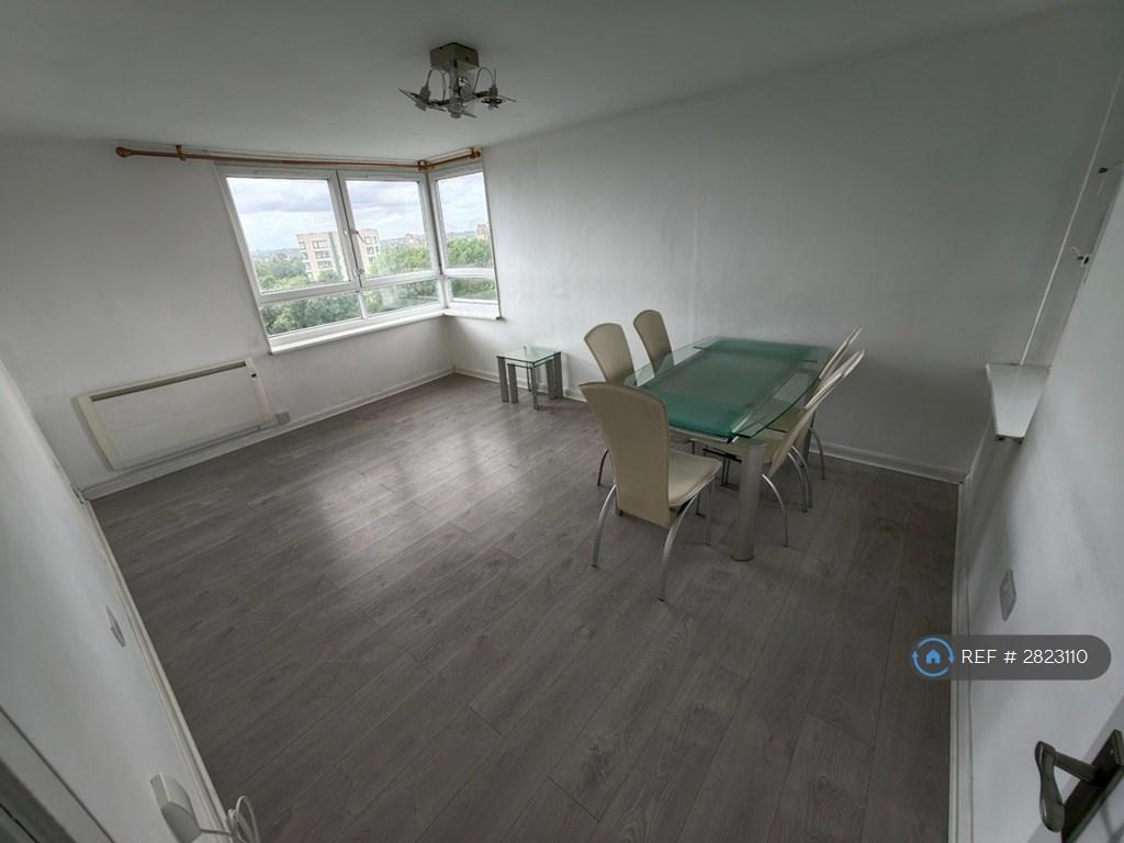 Living Room/Dining Room