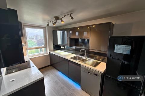2 bedroom flat to rent, Messer Court, Croydon, CR0