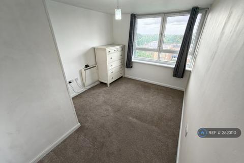2 bedroom flat to rent, Messer Court, Croydon, CR0