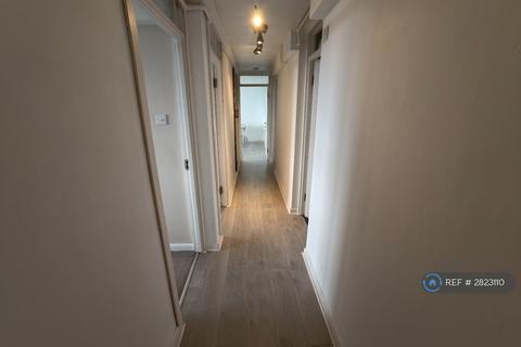 2 bedroom flat to rent, Messer Court, Croydon, CR0