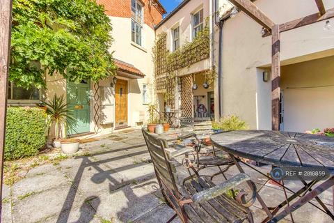 undefined, St Mary's Court, Bridgwater, TA6