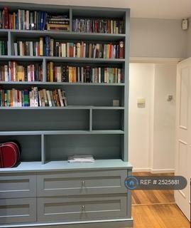 1 bedroom in a house share to rent, Cheam, Cheam, Sutton, SM2