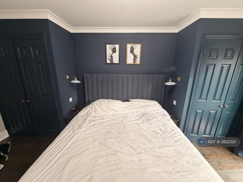 Superking Bedroom