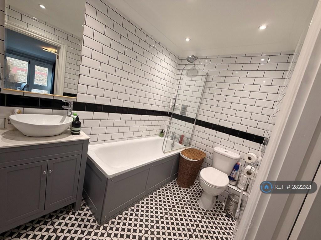 Ensuite Bathroom