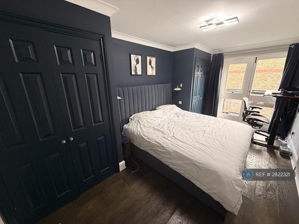 Superking Bedroom