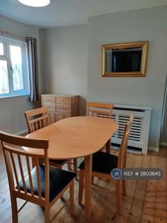 2 bedroom terraced house to rent, Brooks Road, Cambridge, CB1