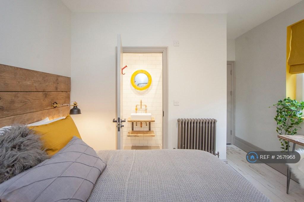 Room 4