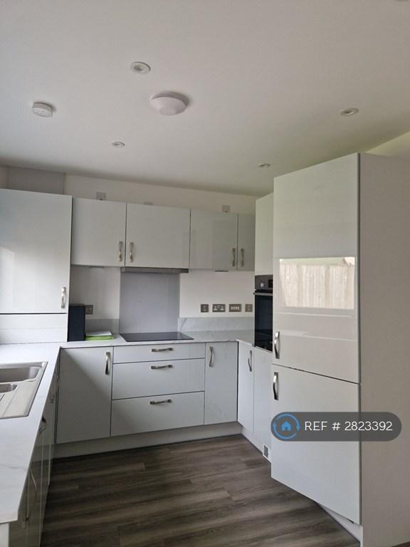 Fitted Kitchen