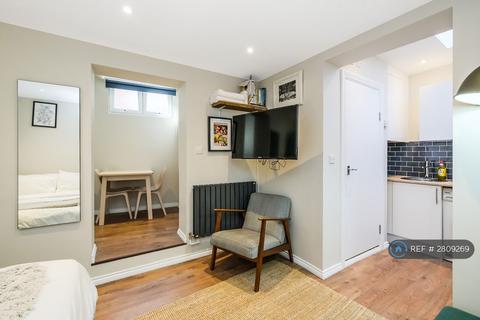 undefined, London, London, N16