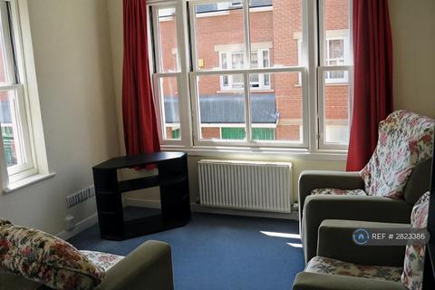 2 bedroom flat to rent, Ravensworth Gardens, Cambridge, CB1