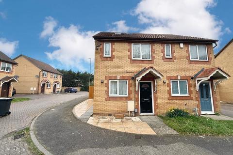 Simpson Close, Challney, Luton, Bedfordshire, LU4 9TP