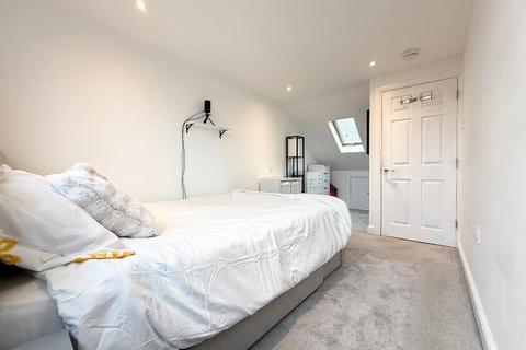 3 bedroom semi-detached house for sale, Simpson Close, Challney, Luton, Bedfordshire, LU4 9TP