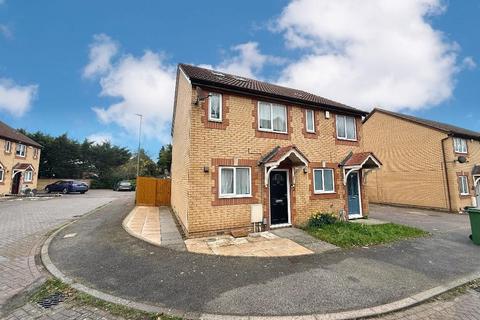 undefined, Simpson Close, Challney, Luton, Bedfordshire, LU4 9TP