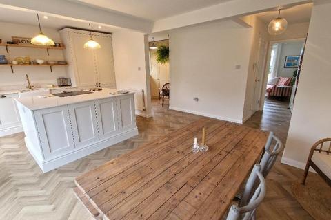 5 bedroom detached house for sale, Sirius Close, Seaview, Isle of Wight, PO34 5LH