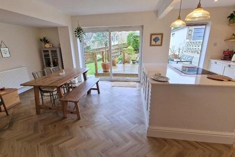 5 bedroom detached house for sale, Sirius Close, Seaview, Isle of Wight, PO34 5LH