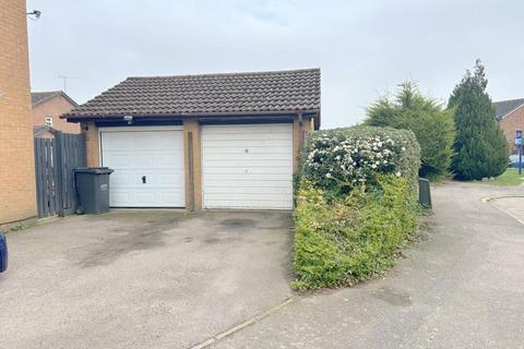 undefined, Mees Close, Luton, LU3 4AZ