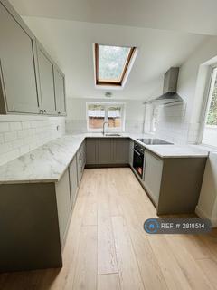 2 bedroom end of terrace house to rent, Blantyre St, Manchester, M30