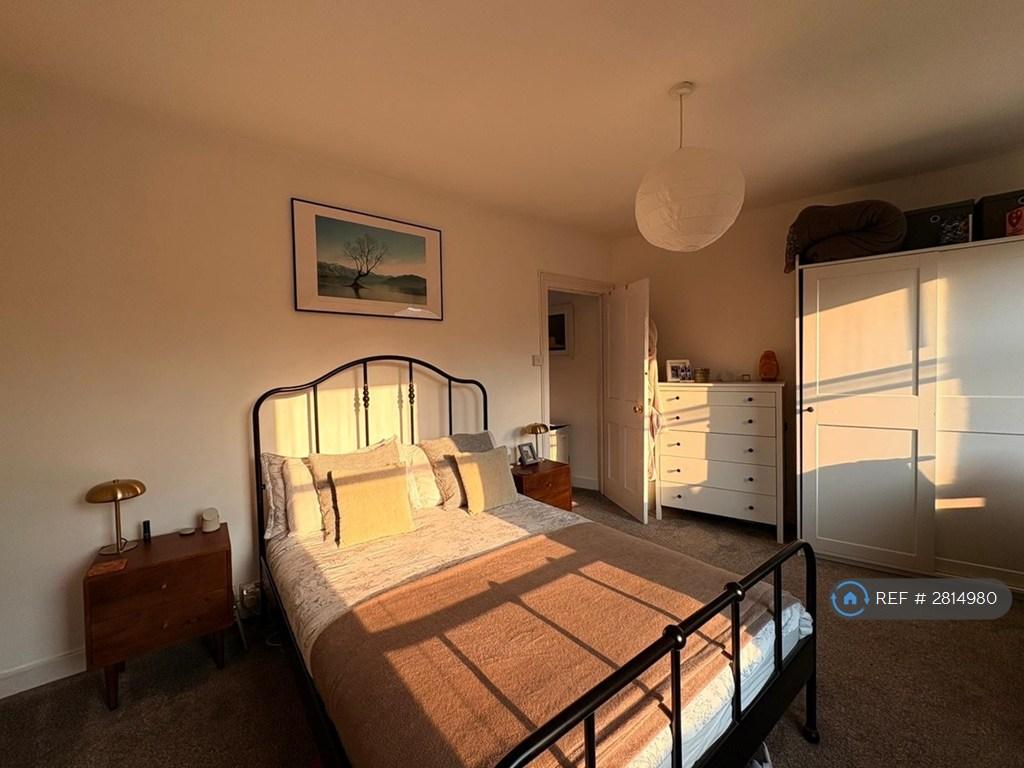Bed 1 Front
