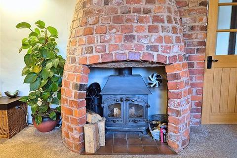 3 bedroom semi-detached house for sale, Barn Court, Luston, Leominster, HR6 0EB