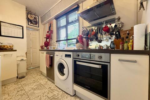 3 bedroom semi-detached house for sale, Hitchin Road, Round Green, Luton, Bedfordshire, LU2 7SL
