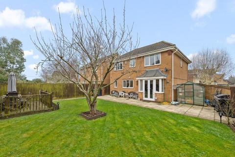 4 bedroom detached house for sale, Coppins Court, Wisbech, PE13 2UG
