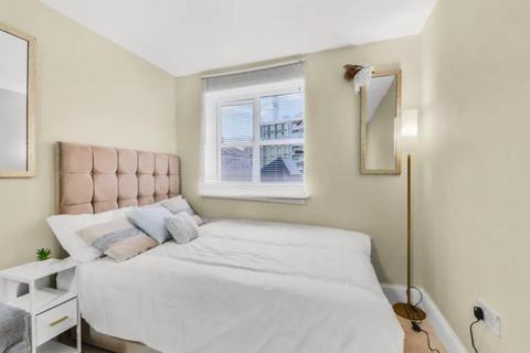 2 bedroom flat to rent, Otter Close, Stratford, London, E15 2PZ