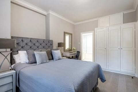 undefined, Fitzjohns Avenue, London NW3