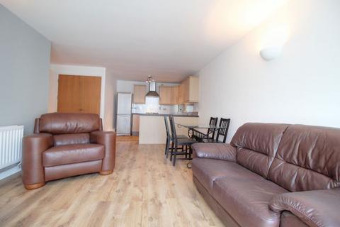 2 bedroom apartment to rent, Raleigh Square, Canning Circus