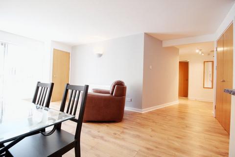 2 bedroom apartment to rent, Raleigh Square, Canning Circus