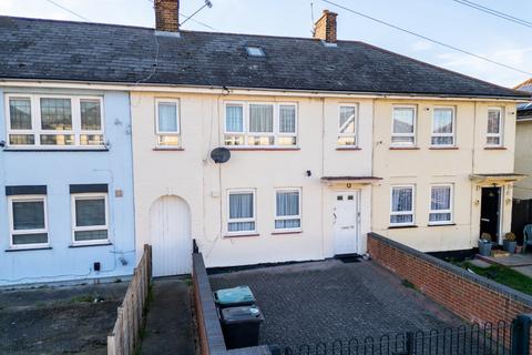 Ingoldsby Road, Gravesend, Kent, DA12 2LF