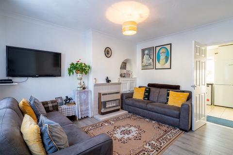 4 bedroom terraced house for sale, Ingoldsby Road, Gravesend, Kent, DA12 2LF