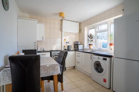 4 bedroom terraced house for sale, Ingoldsby Road, Gravesend, Kent, DA12 2LF