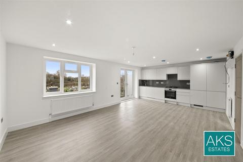 1 bedroom flat for sale, Panhard Place, Southall