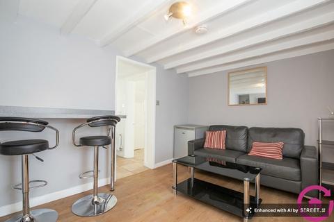 undefined, Hewlett Road, Cheltenham GL52