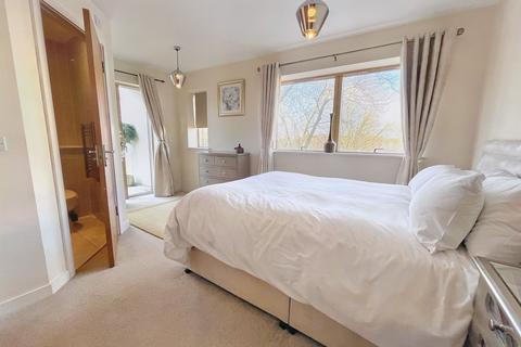 undefined, Jessop Avenue, Cheltenham GL50