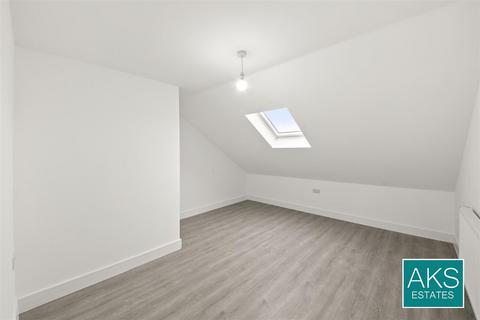 1 bedroom flat for sale, Panhard Place, Southall