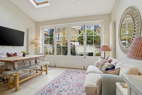 undefined, Ravensbury Road, London, SW18