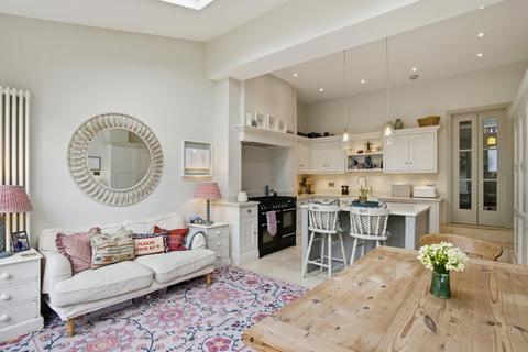 undefined, Ravensbury Road, London, SW18