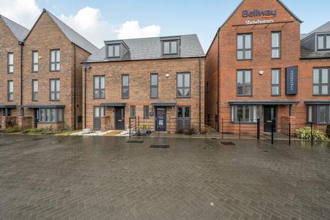 undefined, Waterslade Way, Dunstable LU5