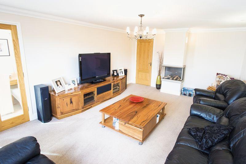 Harrington Avenue, Lowestoft 4 bed house £375,000