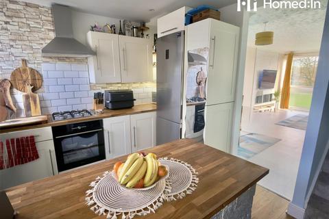 undefined, Hailey Place