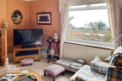 3 bedroom detached house for sale, Macrocarpa Road, Ventnor
