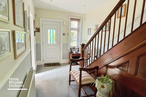 3 bedroom detached house for sale, Macrocarpa Road, Ventnor