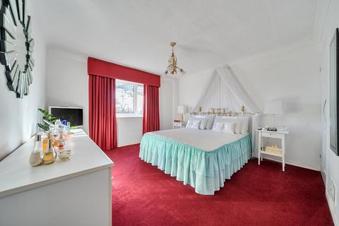 2 bedroom apartment for sale, Orchard Road, Bromley, BR1