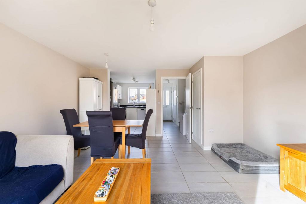 26 Carnelian Avenue - Image 4