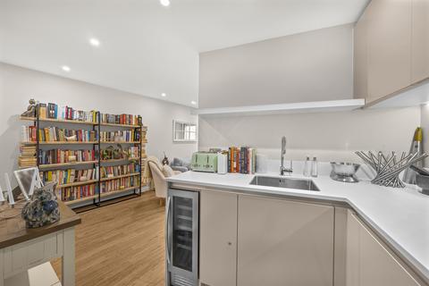 2 bedroom apartment for sale, Loxford Gardens, London, N5