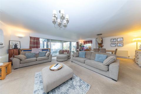 undefined, St Margarets Close, Newport Pagnell, Buckinghamshire, MK16