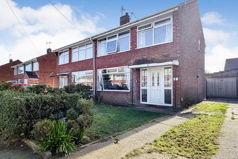 3 bedroom semi-detached house for sale, Langdale Crescent, Cottingham HU16